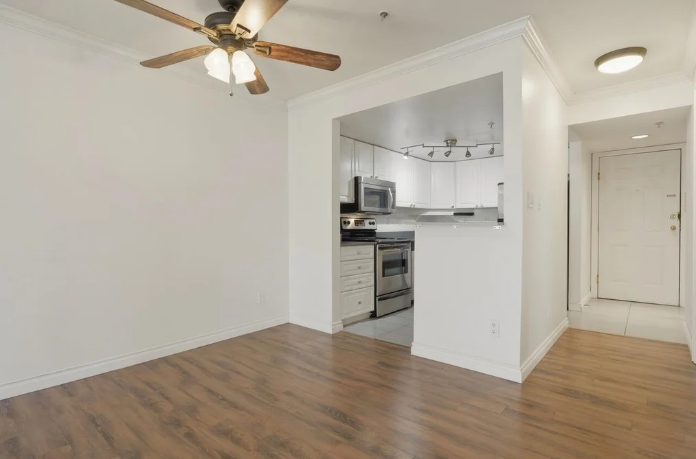 205 2485 ATKINS AVENUE, Port Coquitlam BC V3C 1Z1, Port Coquitlam BC — Residential for Sale - Photo 6