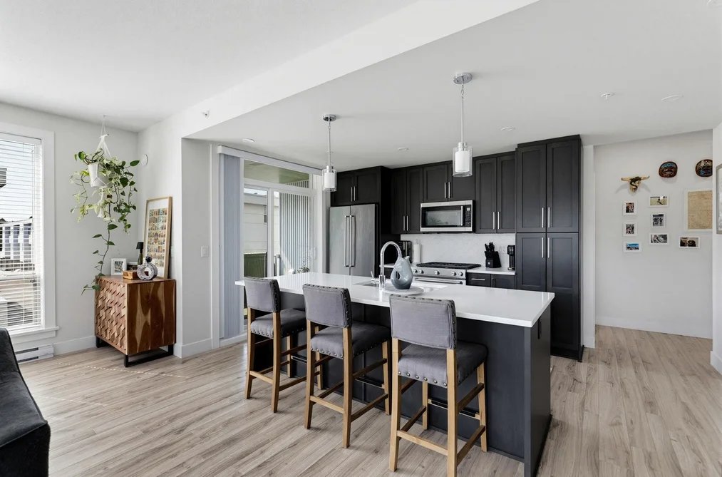 Condo for sale at 205 2565 Ware Street Abbotsford British Columbia - MLS: R3162183