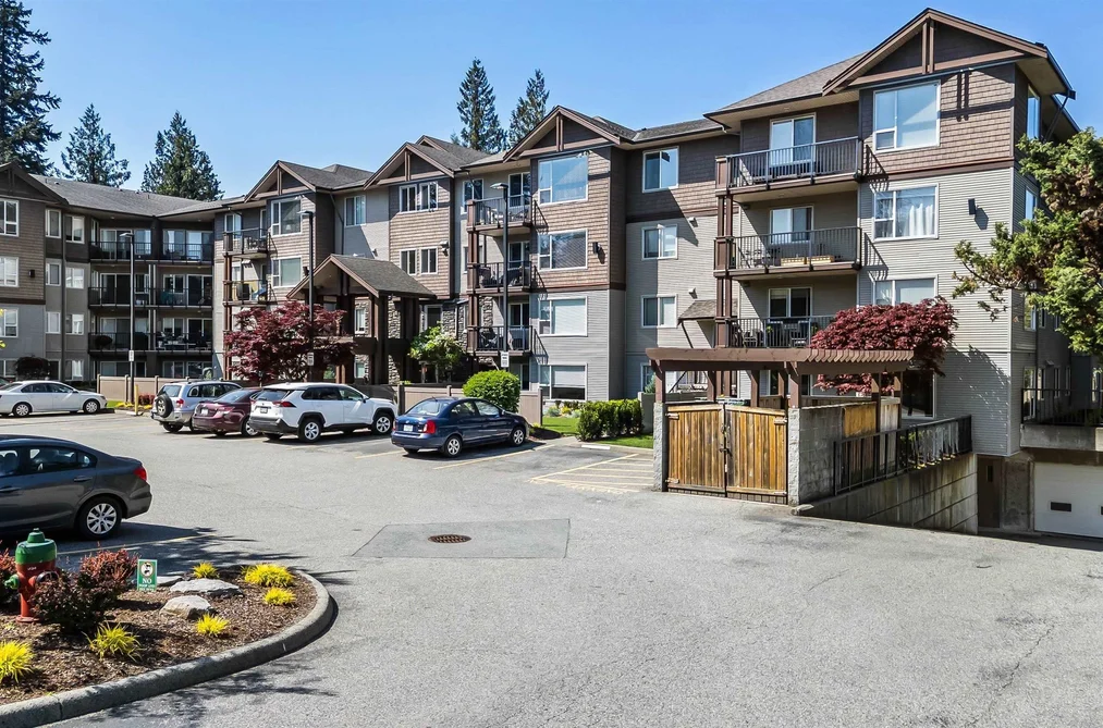 205 2581 LANGDON STREET, Abbotsford BC V2T 7A3, Abbotsford BC — Residential for Sale - Photo 2