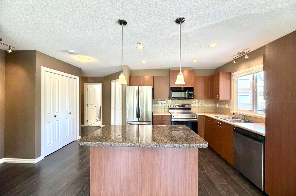 205 2581 LANGDON STREET, Abbotsford BC V2T 7A3, Abbotsford BC — Residential for Sale — Photo 20 of 39