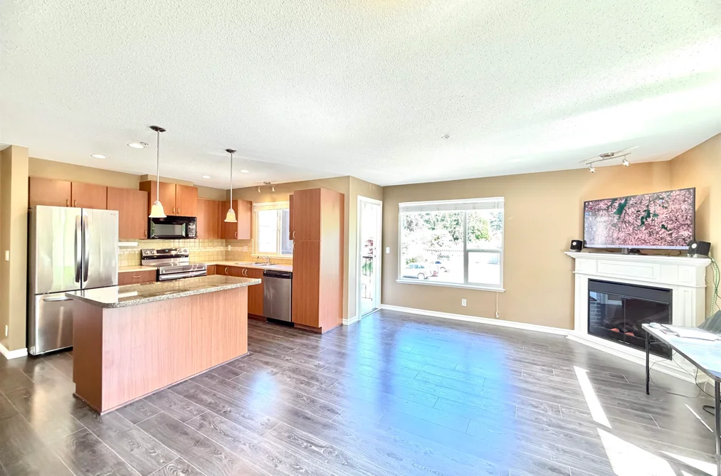 205 2581 LANGDON STREET, Abbotsford BC V2T 7A3, Abbotsford BC — Residential for Sale — Photo 26 of 39