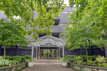 2885 Spruce St Unit 205, Vancouver, BC - MLS: R3162878
