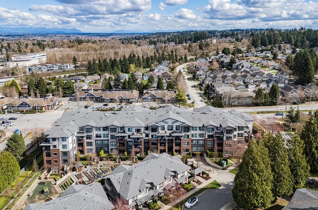 205 2960 151 STREET, Surrey BC V4P 0G3, Surrey BC — Residential for Sale - Photo 2