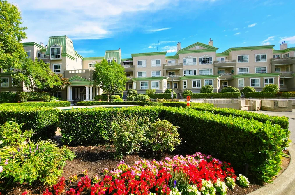 Condo for sale at 205 2970 Princess Crescent Coquitlam British Columbia - MLS: R3162209