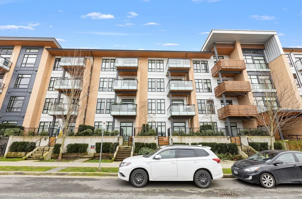 205 300 SALTER STREET, New Westminster BC V3M 0L9, New Westminster BC — Residential for Sale - Photo 2