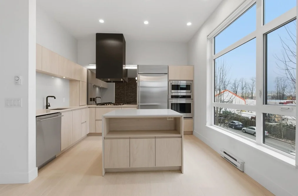 205 300 SALTER STREET, New Westminster BC V3M 0L9, New Westminster BC — Residential for Sale - Photo 6