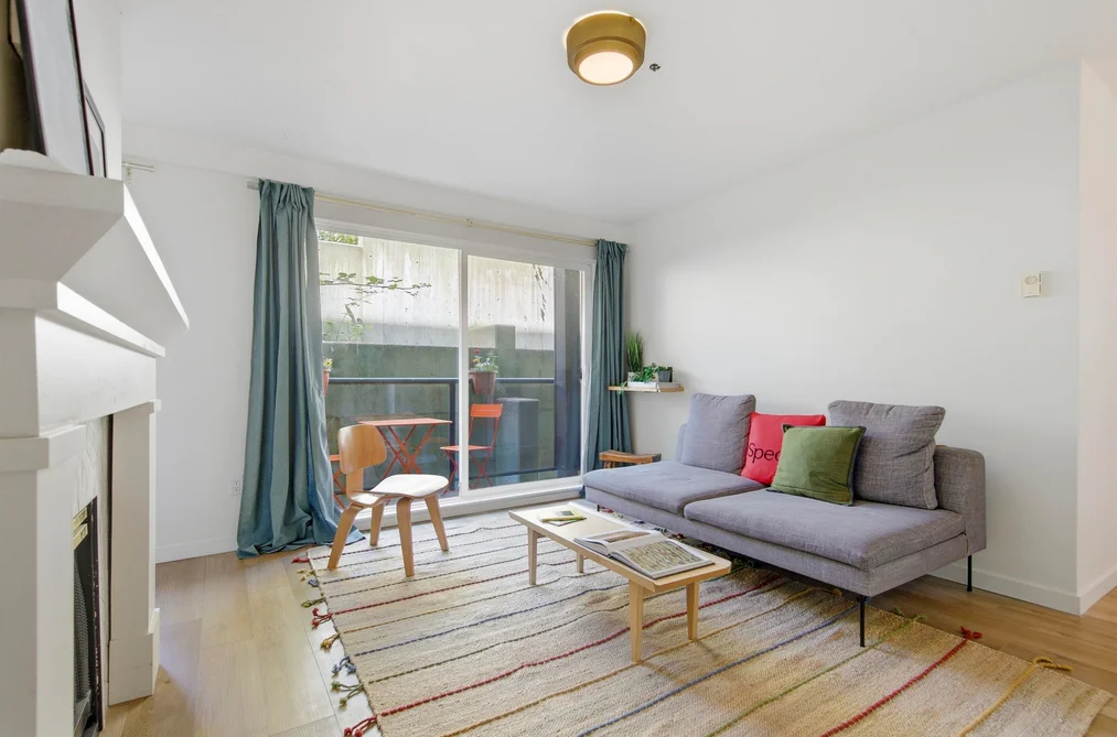 205 33165 2ND AVENUE, Mission BC V2V 6T8, Mission BC — Residential for Sale - Photo 2