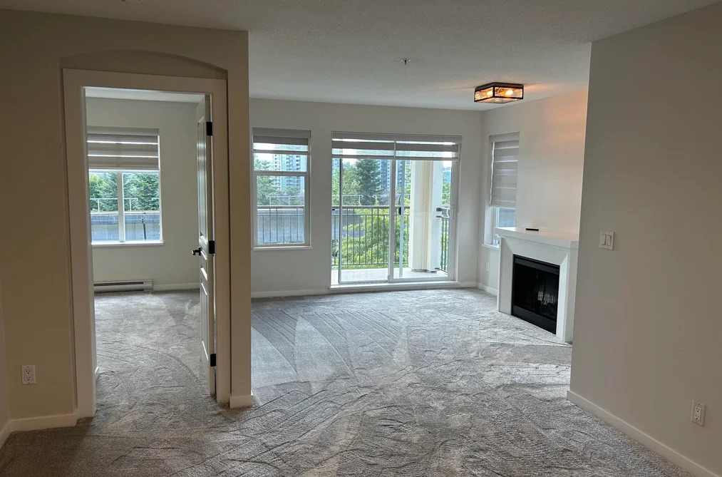 Condo for sale at 205 4768 Brentwood Drive Burnaby British Columbia - MLS: R3162330