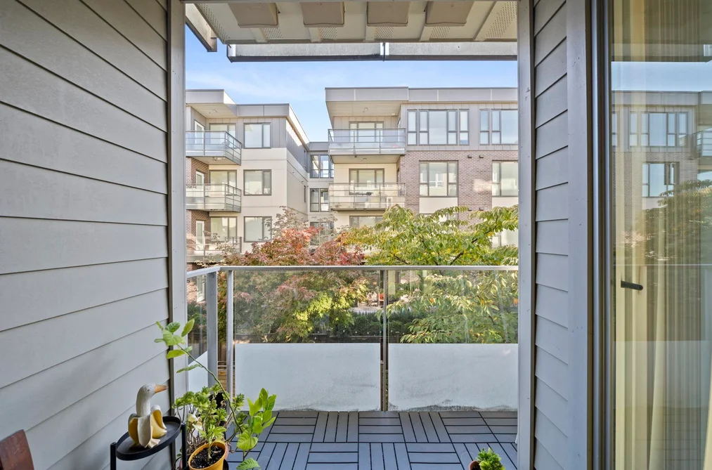 5388 Grimmer St Unit 205, Burnaby, BC - MLS: R3178614