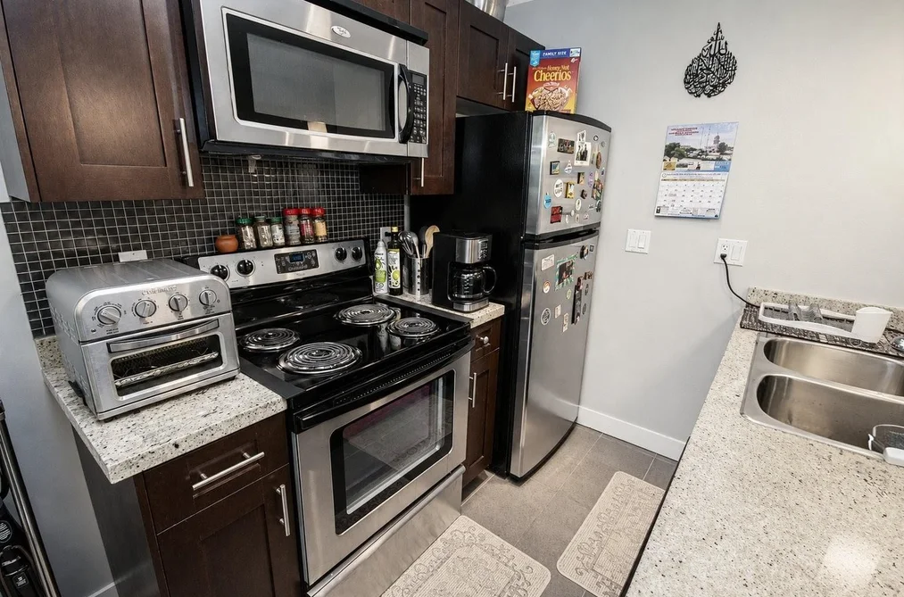 205 5488 CECIL STREET, Vancouver BC V5R 4E5, Vancouver BC — Residential for Sale — Photo 6 of 12