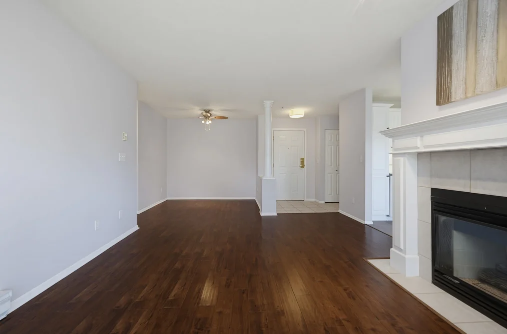 205 5568 201A STREET, Langley, BC — Residential for Sale — Photo 10 of 34