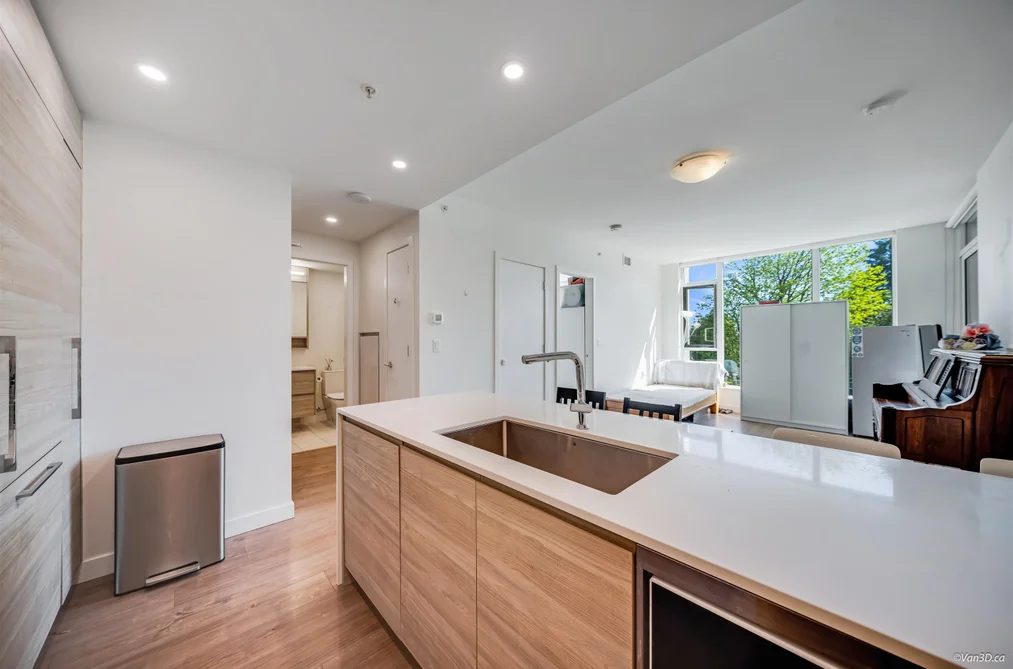 205 585 AUSTIN AVENUE, Coquitlam BC V3K 0G6, Coquitlam BC — Residential for Sale - Photo 4