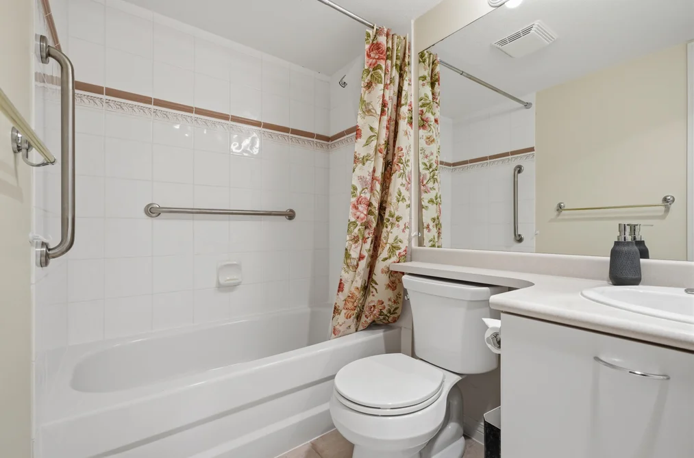 205 5855 COWRIE STREET, Sechelt BC V7Z 0K1, Sechelt BC — Residential for Sale — Photo 16 of 19
