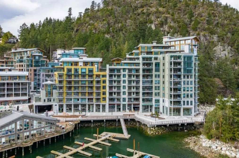 Condo for sale at 205 6707 Nelson Avenue West Vancouver British Columbia - MLS: R3133368