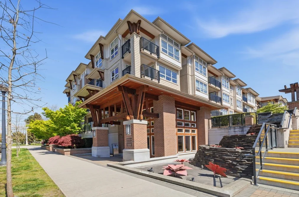 Condo for sale at 205 6800 Eckersley Road Richmond British Columbia - MLS: R3119520