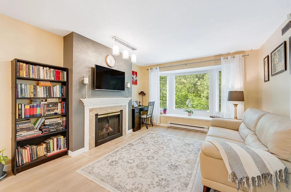 Condo for sale at 205 6860 Rumble Street Burnaby British Columbia - MLS: R3114903