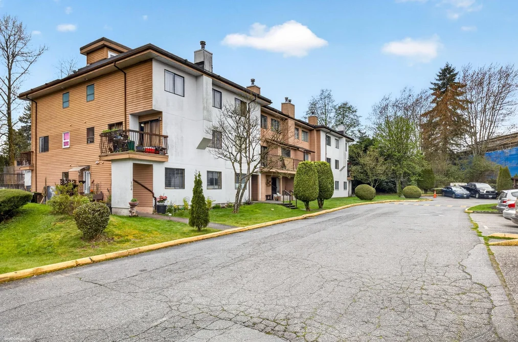 Townhouse for sale at 205 7139 133a Street Surrey British Columbia - MLS: R3112518