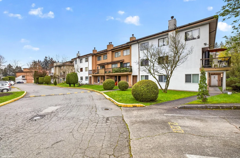 205 7139 133A STREET, Surrey BC V3W 8A1, Surrey BC — Residential for Sale - Photo 2