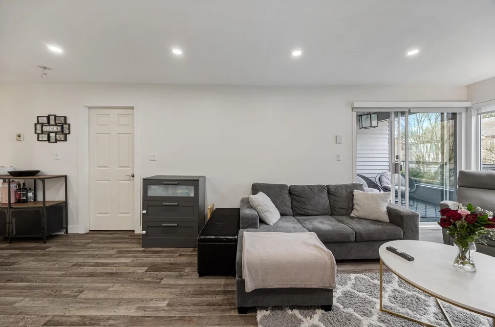 205 7465 SANDBORNE AVENUE, Burnaby BC V3N 4W7, Burnaby BC — Residential for Sale - Photo 5