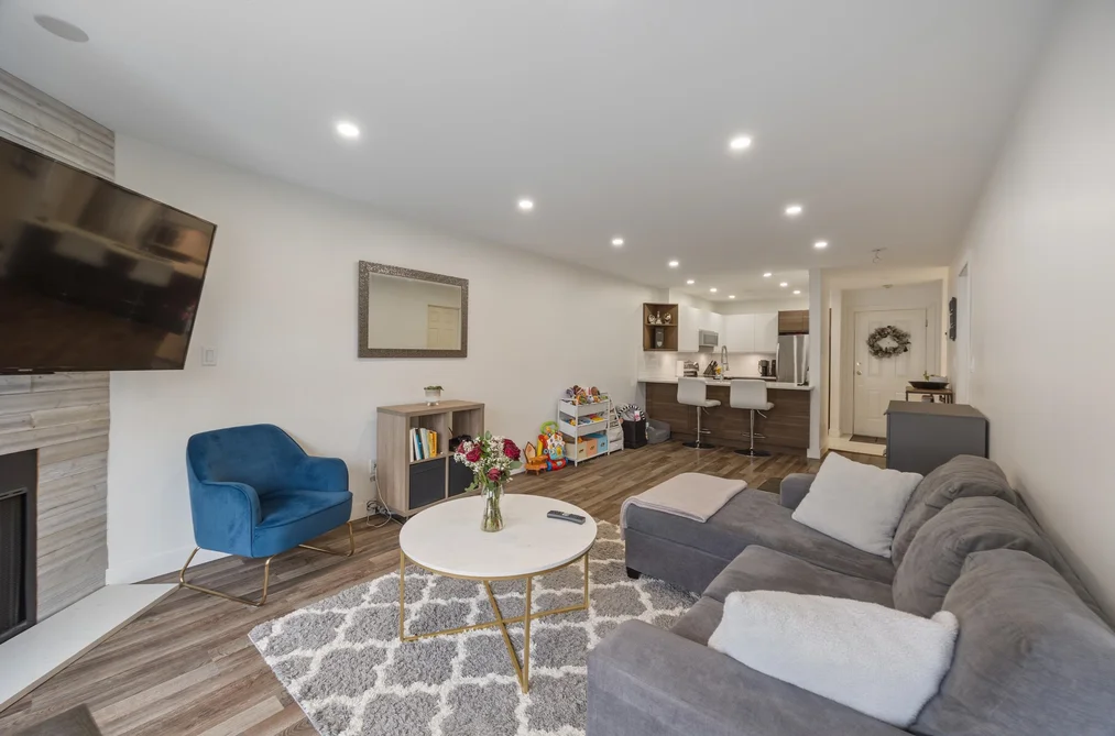 205 7465 SANDBORNE AVENUE, Burnaby BC V3N 4W7, Burnaby BC — Residential for Sale - Photo 7