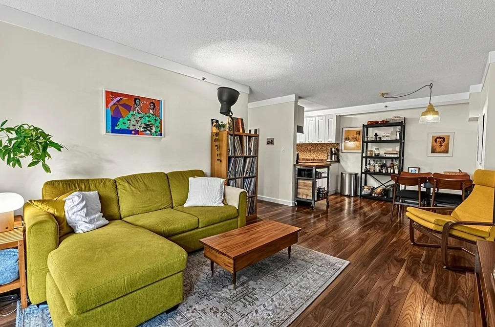 Condo for sale at 205 825 E 7th Avenue Vancouver British Columbia - MLS: R3170167