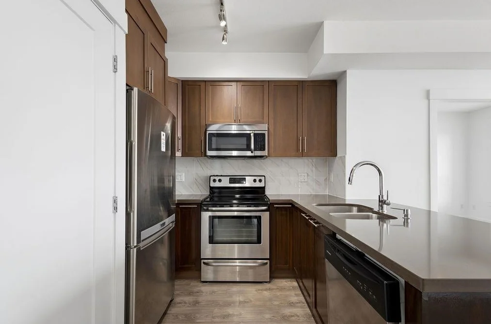 205 827 RODERICK AVENUE, Coquitlam BC V3K 0E3, Coquitlam BC — Residential for Sale - Photo 5