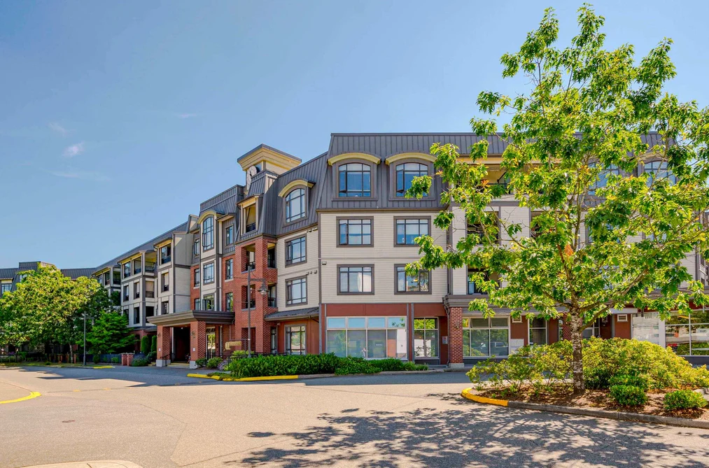 Condo for sale at 205 8880 202 Street Langley British Columbia - MLS: R3117247