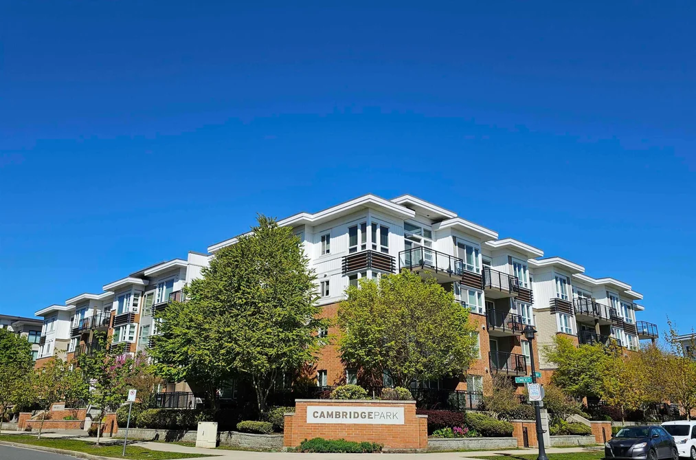 Condo for sale at 205 9500 Odlin Road Richmond British Columbia - MLS: R3154117