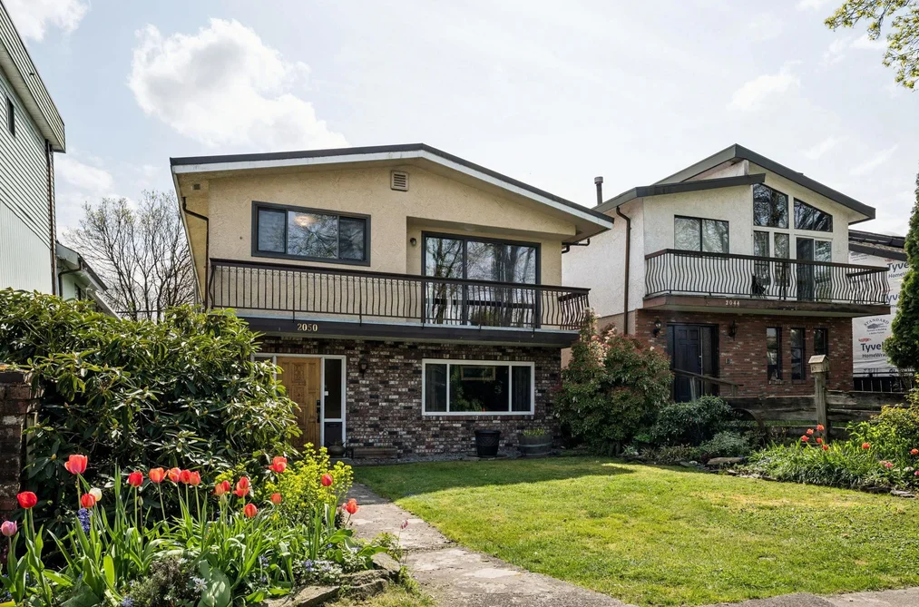 House for sale at 2050 E 13th Avenue Vancouver British Columbia - MLS: R3119191