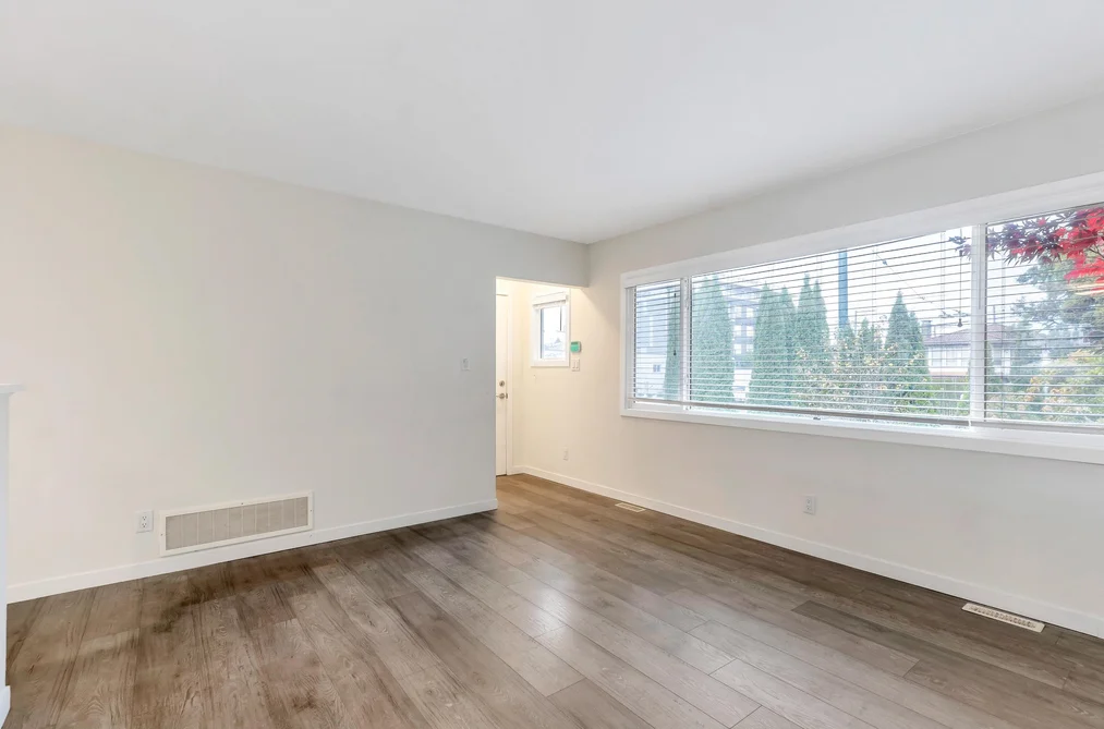 2052 E 41ST AVENUE, Vancouver BC V5P 1L4, Vancouver BC — Residential for Sale - Photo 4