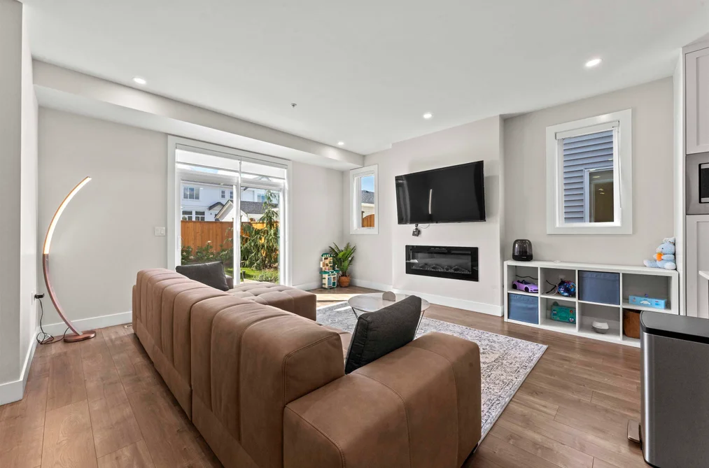 20520 76A AVENUE, Langley BC V2Y 3T1, Langley BC — Residential for Sale - Photo 4