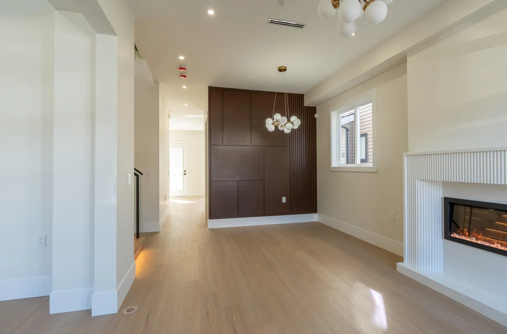 20528 76 AVE AVENUE, Langley BC V2Y 1V5, Langley BC — Residential for Sale - Photo 2