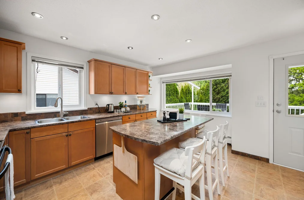 20533 TELEGRAPH TRAIL, Langley BC V1M 1A7, Langley BC — Residential for Sale - Photo 6