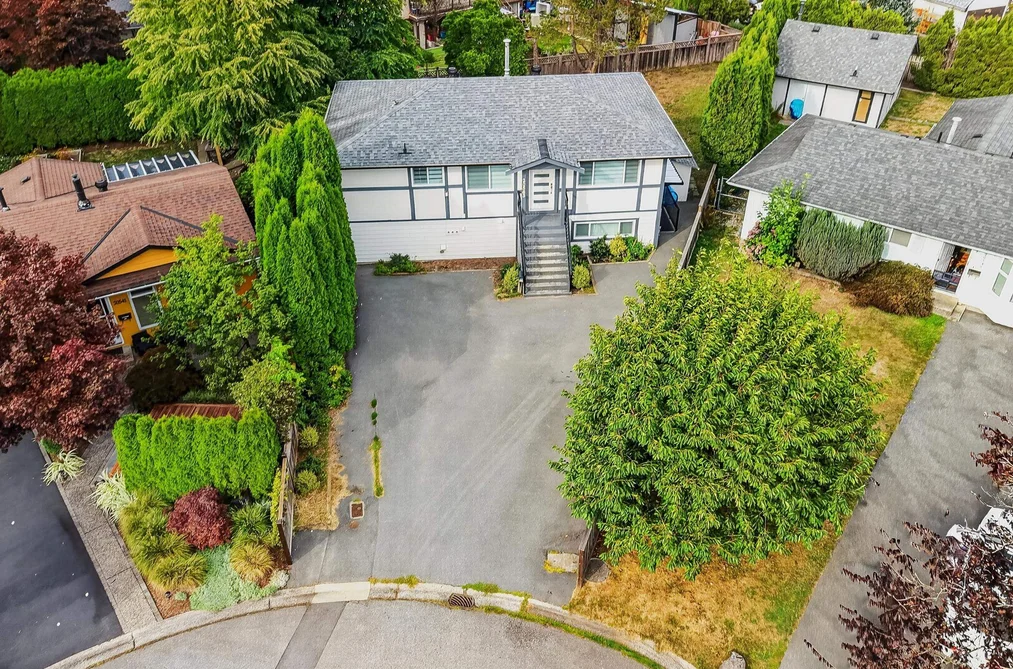 20543 50A Avenue, Langley, BC - House for Sale - Photo 5 of 40 20543 50A Avenue, Langley, BC - House for Sale - Photo 5 of 40