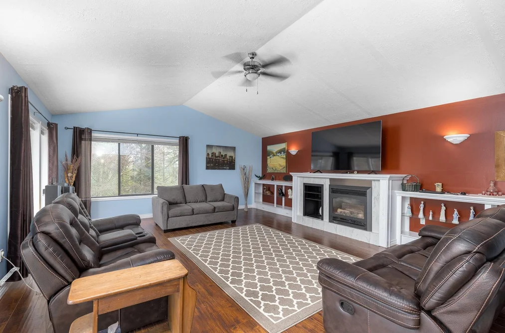 2055 LION COURT, Abbotsford BC V3G 1G3, Abbotsford BC — Residential for Sale - Photo 4