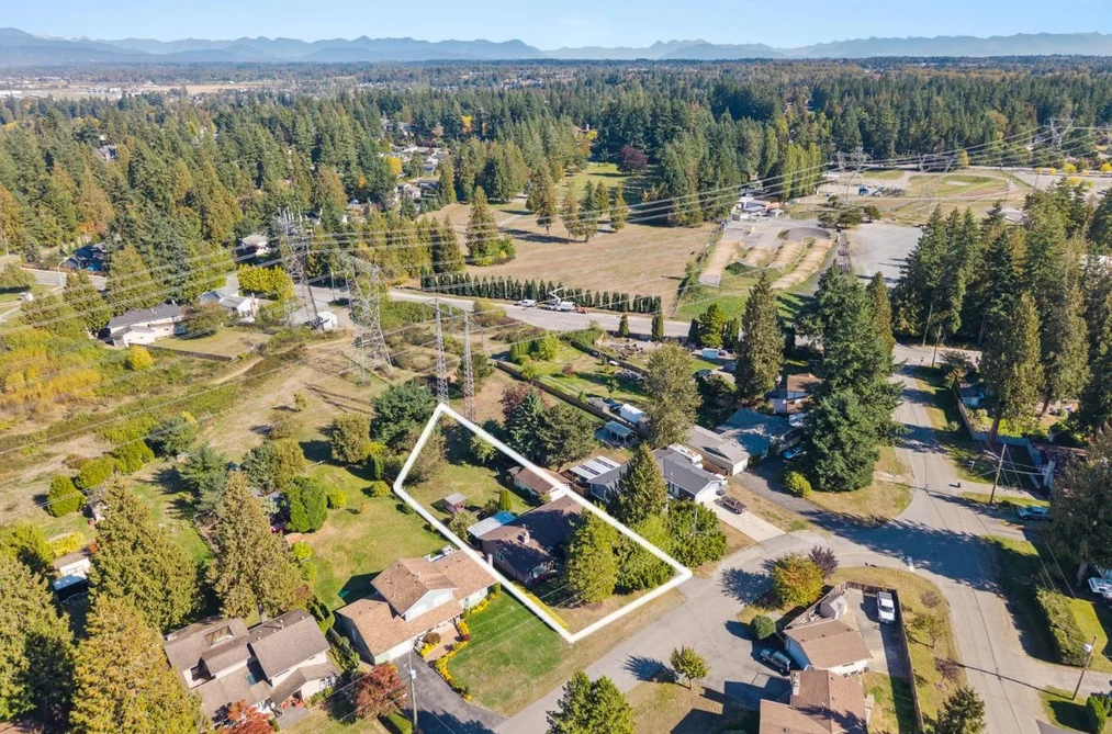 House for sale at 20553 43a Avenue Langley British Columbia - MLS: R3124666