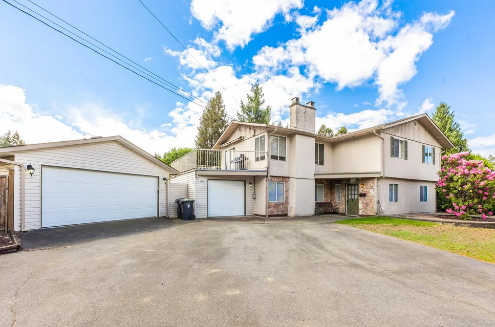 House for sale at 20554 43a Avenue Langley British Columbia - MLS: R3165556