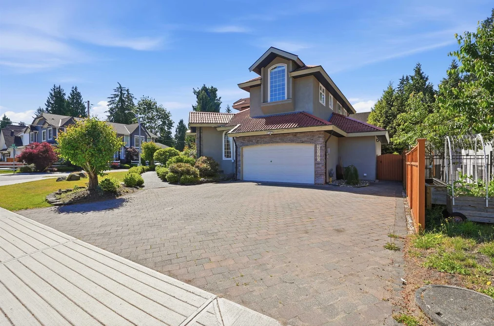 20560 46A AVENUE, Langley BC V3A 3J8, Langley BC — Residential for Sale - Photo 2