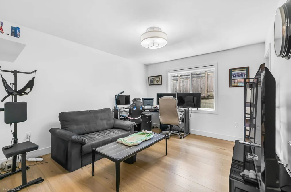 20562 46B AVENUE, Langley BC V3A 8J9, Langley BC — Residential for Sale — Photo 16 of 40