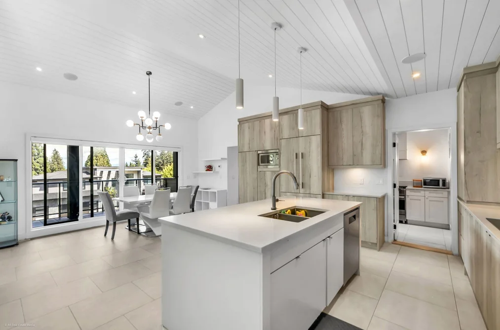 20562 46B AVENUE, Langley BC V3A 8J9, Langley BC — Residential for Sale — Photo 9 of 40