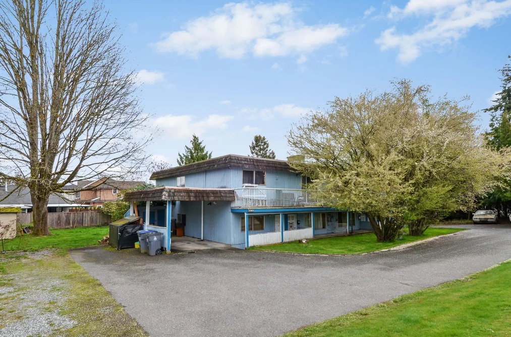 Quadruplex for sale at 2058 - 2060 156 Street Surrey British Columbia - MLS: R3035808