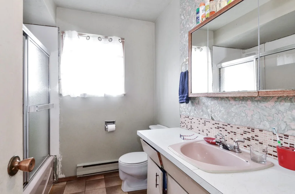 2058 - 2060 156 STREET, Surrey BC V4A 4V1, Surrey BC — Residential Income for Sale - Photo 7