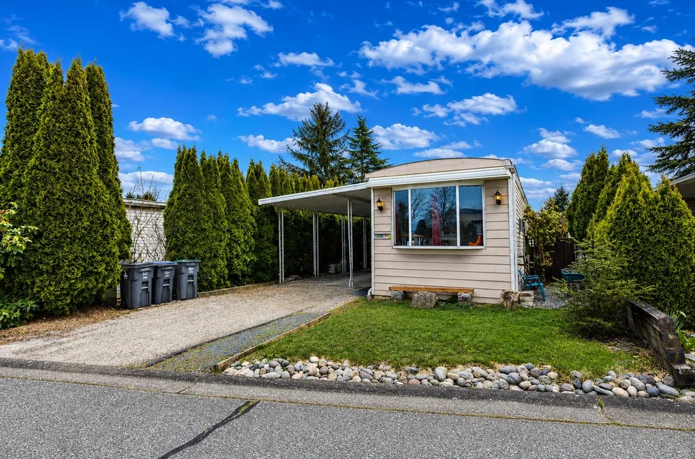 2058 CUMBRIA DRIVE, Surrey BC V4A 5J9, Surrey BC — Residential for Sale - Photo 2