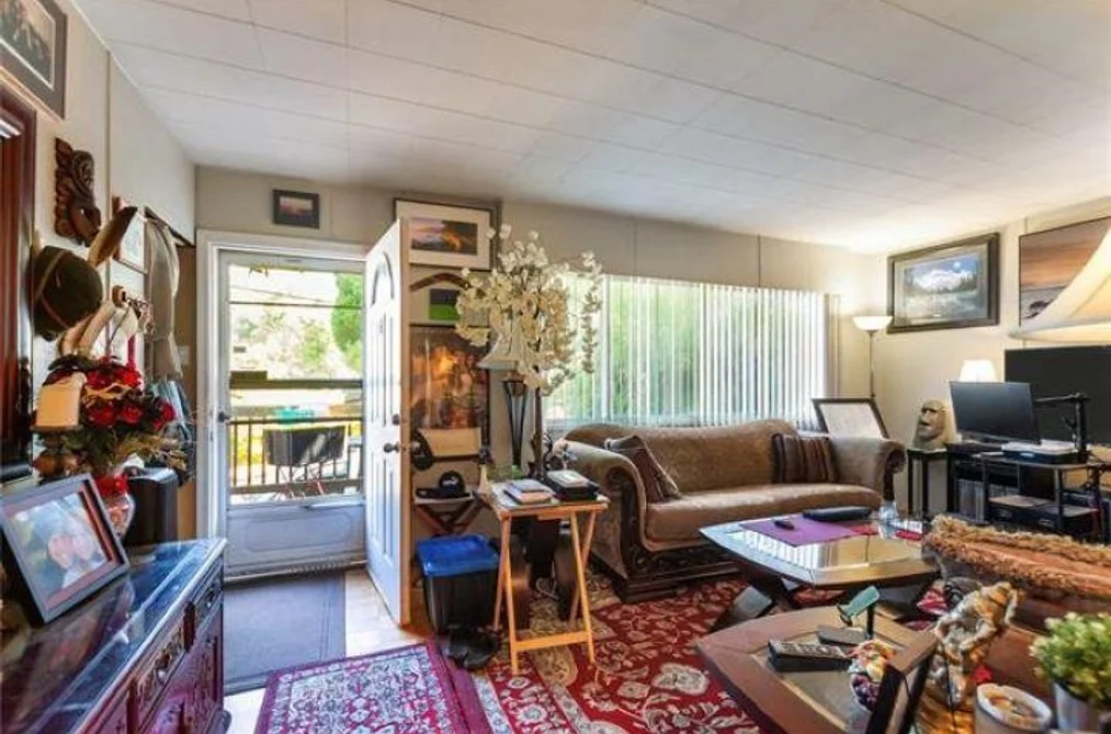 2058 HILLSIDE AVENUE, Coquitlam BC V3K 1K7, Coquitlam BC — Residential for Sale - Photo 3