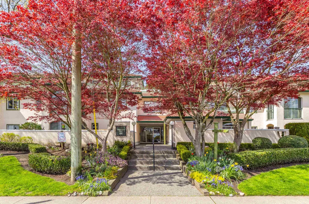 206 1447 BEST STREET, White Rock BC V4B 4E5, White Rock BC — Residential for Sale - Photo 3