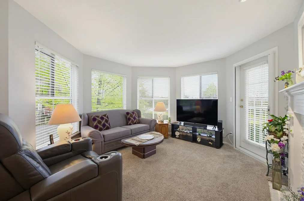 206 15150 108 AVENUE, Surrey BC V3R 0V1, Surrey BC — Residential for Sale - Photo 3