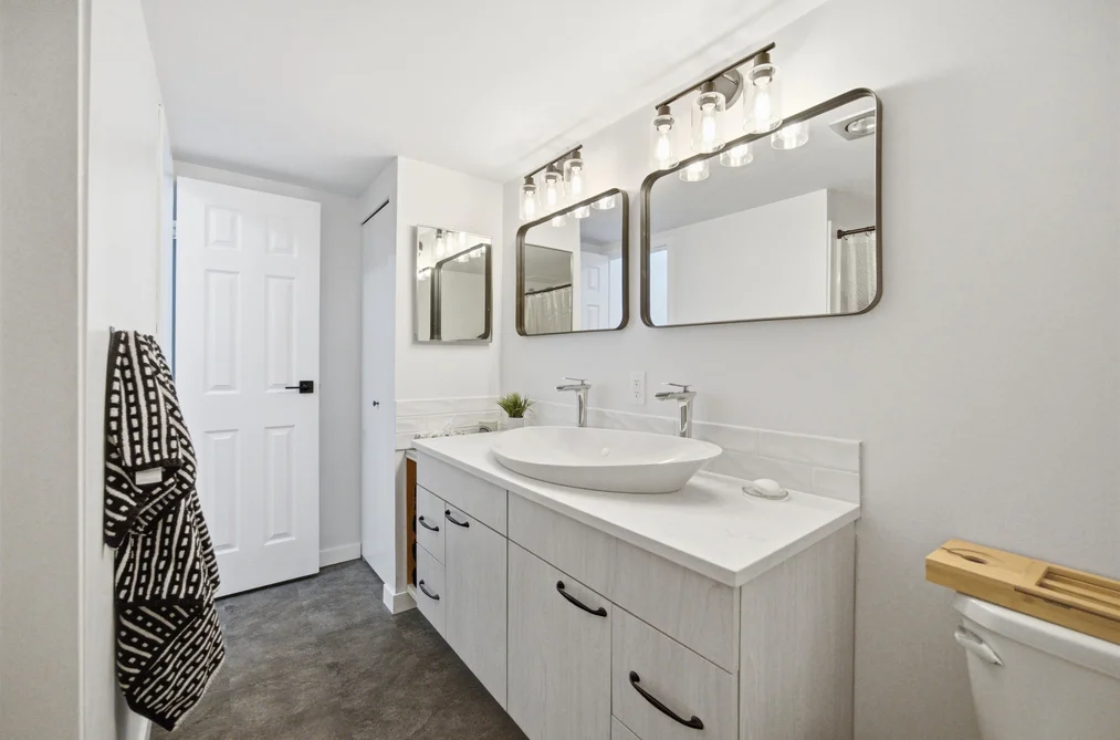 206 1555 FIR STREET, White Rock BC V4B 4B6, White Rock BC — Residential for Sale — Photo 16 of 25
