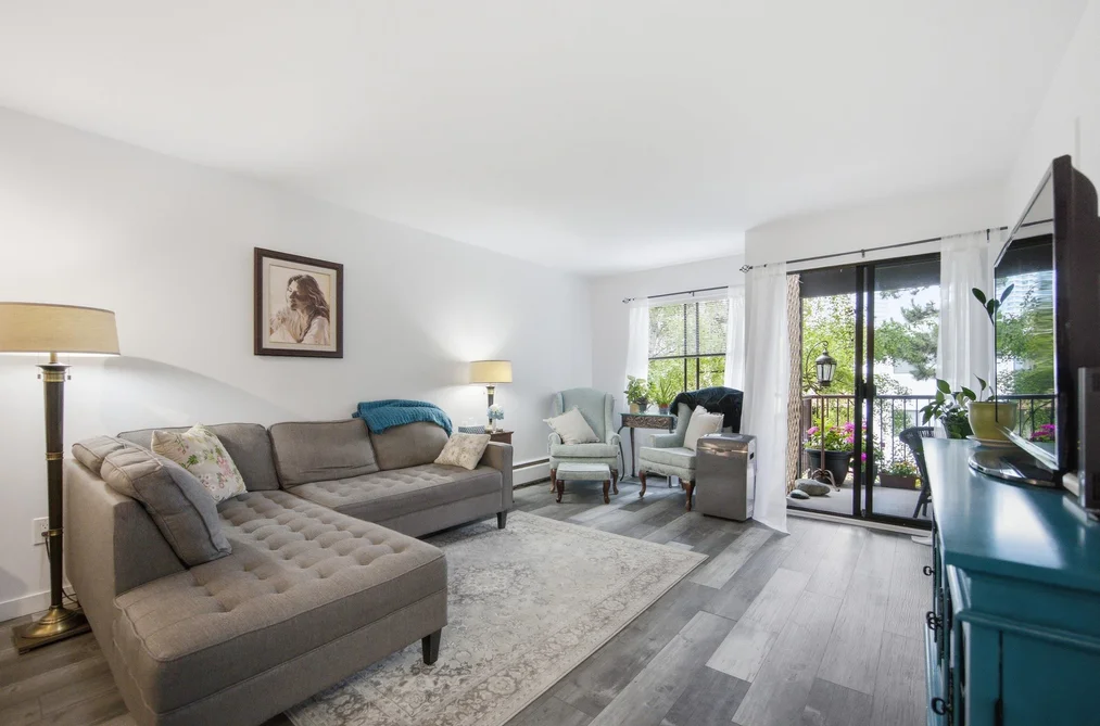 206 1555 FIR STREET, White Rock BC V4B 4B6, White Rock BC — Residential for Sale — Photo 8 of 25