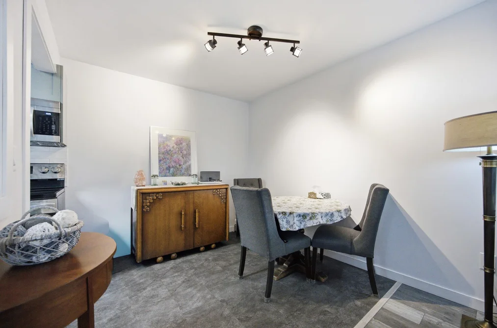 206 1555 FIR STREET, White Rock BC V4B 4B6, White Rock BC — Residential for Sale — Photo 9 of 25