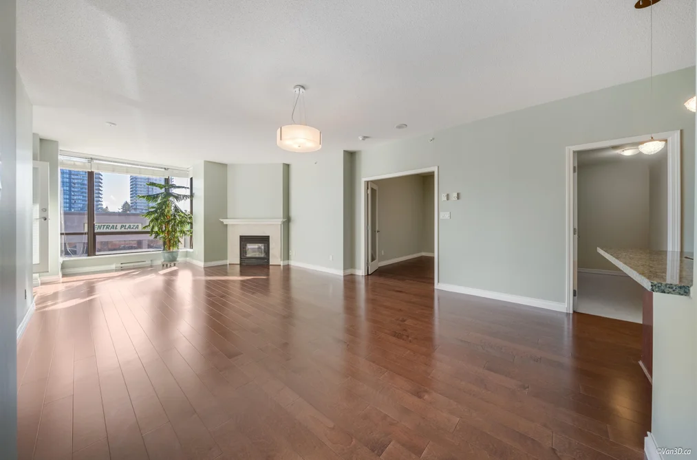 206 1581 FOSTER STREET, White Rock BC V4B 5M1, White Rock BC — Residential for Sale - Photo 2